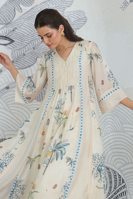 Buy_Shivani Bhargava_Ivory Chanderi V-neck Digital Print Jungle Anarkali _Online_at_Aza_Fashions