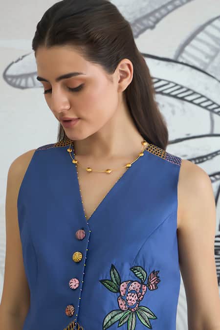 Shivani Bhargava_Blue Cotton Embroidery V-neck Waistcoat And Flower Skirt _Online_at_Aza_Fashions