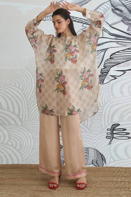Buy_Shivani Bhargava_Beige Organza, Satin Collared Check Flower Kimono Tunic And Pants 