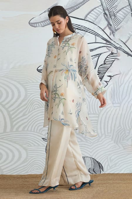 Buy Shivani Bhargava Ivory Organza, Satin Jungle Kimono Tunic With Blue Piping Pants Buy_Shivani Bhargava_Ivory Organza, Satin Jungle Kimono Tunic With Blue Piping Pants