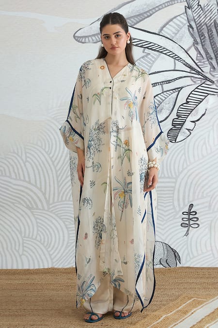 Buy_Shivani Bhargava_Cream Silk Satin Round Neck Jungle Print Cape With Waistcoat And Pants 