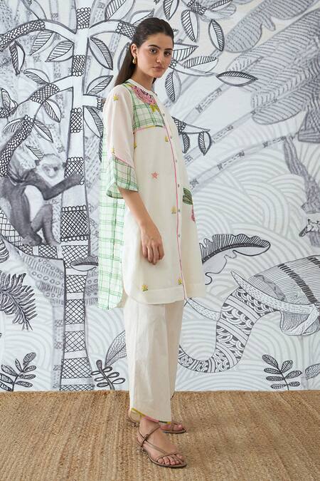 Buy_Shivani Bhargava_Ivory Chanderi, Cotton Embroidery Round Neck Green Check Tunic And Pant Set 