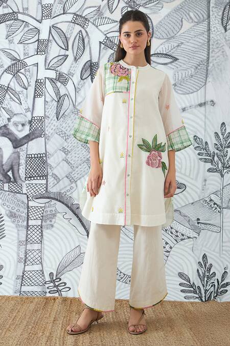 Buy_Shivani Bhargava_Ivory Chanderi Embroidery Collared Digital Print Tunic And Pants Set _Online_at_Aza_Fashions
