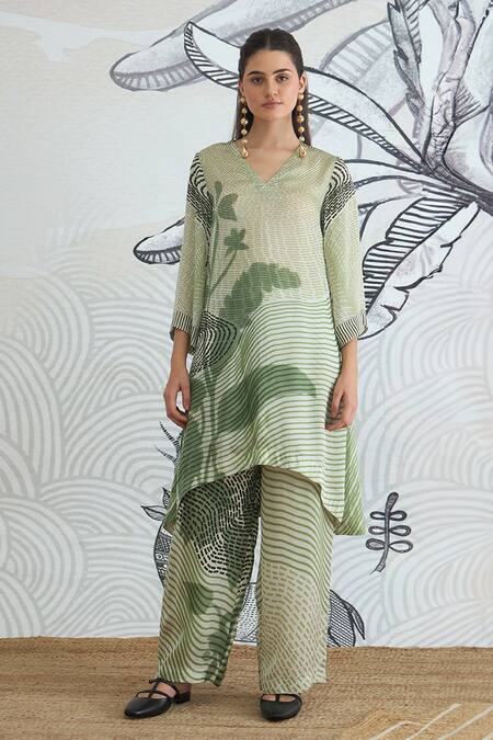 Shivani Bhargava_Green Silk Satin V-neck Texture High Low Tunic With Pants _at_Aza_Fashions