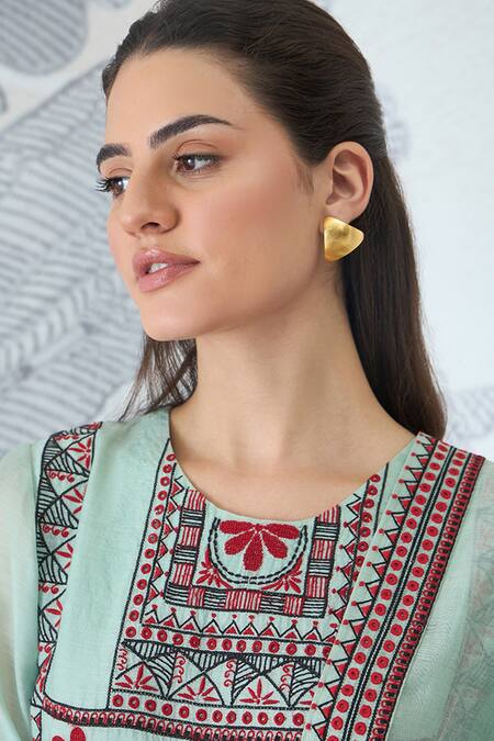 Buy Shivani Bhargava Green Chanderi, Cotton Embroidery Round Neck Sage Kurta Set Online at Aza Fashions Buy_Shivani Bhargava_Green Chanderi, Cotton Embroidery Round Neck Sage Kurta Set _Online_at_Aza_Fashions