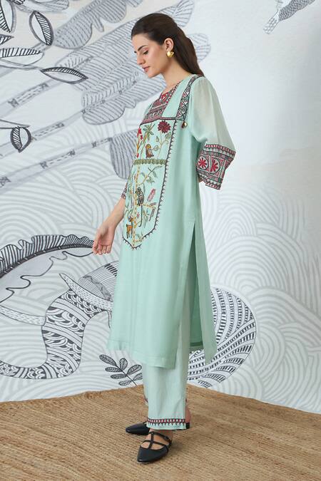 Shivani Bhargava Green Chanderi Embroidery Round Neck Sage Kurta Online at Aza Fashions Shivani Bhargava_Green Chanderi Embroidery Round Neck Sage Kurta _Online_at_Aza_Fashions