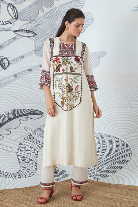 Shivani Bhargava Ivory Chanderi, Cotton Embroidery Round Neck Kurta Set at Aza Fashions Shivani Bhargava_Ivory Chanderi, Cotton Embroidery Round Neck Kurta Set _at_Aza_Fashions