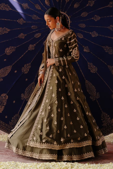 Buy Jigar Mali Green Chanderi, Organza Embroidery V-neck Designer Lehenga Set Online at Aza Fashions Buy_Jigar Mali_Green Chanderi, Organza Embroidery V-neck Designer Lehenga Set _Online_at_Aza_Fashions