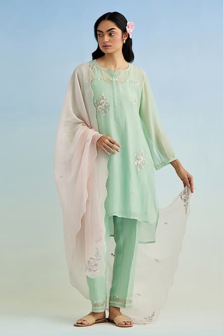 Anantaa By Roohi Green Mul Chanderi Kurta Set with Pink Dupatta 