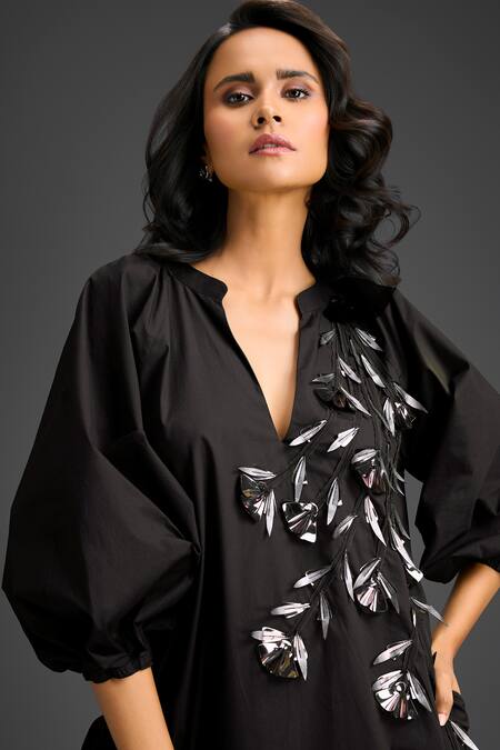 Deepika Arora_Black Cotton V-neck Embellished Dress _at_Aza_Fashions