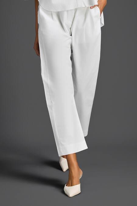 Deepika Arora_White Cotton Embroidery Collared Designer Shirt And Pant Set _Online_at_Aza_Fashions