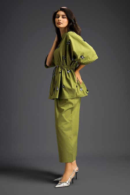 Deepika Arora_Green Cotton Embroidery Mandarin Collar Designer Shirt And Pant Set _Online_at_Aza_Fashions