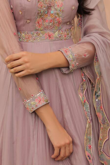 Buy_Label Astha Chhabra_Lilac Silk Organza Sequins, Beads V-neck Crushed Anarkali Set _Online_at_Aza_Fashions