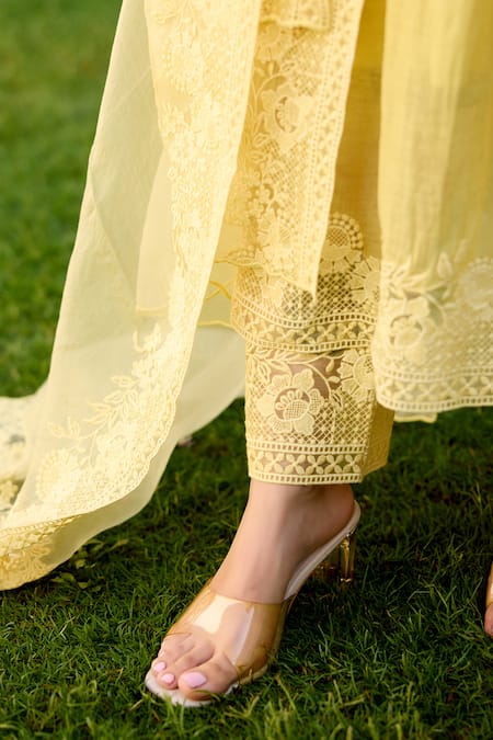 Naaz By Noor Yellow Chanderi, Cotton, Organza Embroidery Round Neck Light Printed Kurta Set Online at Aza Fashions Naaz By Noor_Yellow Chanderi, Cotton, Organza Embroidery Round Neck Light Printed Kurta Set _Online_at_Aza_Fashions