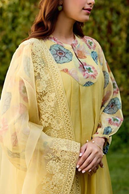 Buy Naaz By Noor Yellow Chanderi, Cotton, Organza Embroidery Round Neck Light Printed Kurta Set Online at Aza Fashions Buy_Naaz By Noor_Yellow Chanderi, Cotton, Organza Embroidery Round Neck Light Printed Kurta Set _Online_at_Aza_Fashions