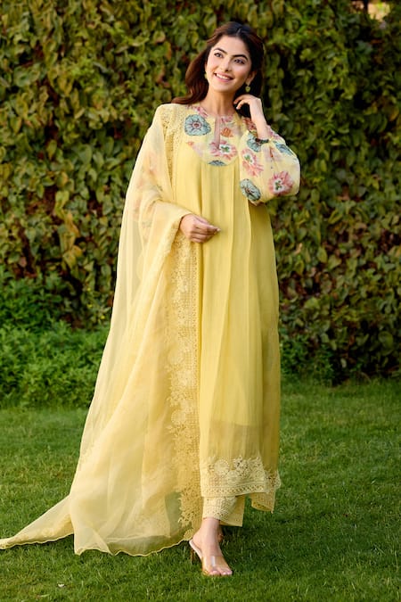Naaz By Noor Yellow Chanderi, Cotton, Organza Embroidery Round Neck Light Printed Kurta Set 