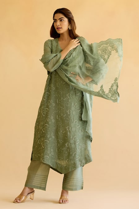 Naaz By Noor Green Chanderi, Cotton, Organza Pearls, Embroidery V-neck Muted Kurta Set Online at Aza Fashions Naaz By Noor_Green Chanderi, Cotton, Organza Pearls, Embroidery V-neck Muted Kurta Set _Online_at_Aza_Fashions