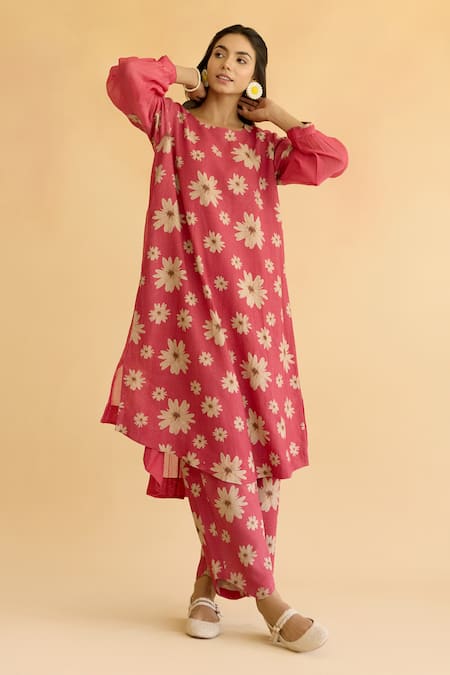Buy Naaz By Noor Red Linen Embroidery Round Neck Floral Print Kurta And Pant Set Online at Aza Fashions Buy_Naaz By Noor_Red Linen Embroidery Round Neck Floral Print Kurta And Pant Set _Online_at_Aza_Fashions