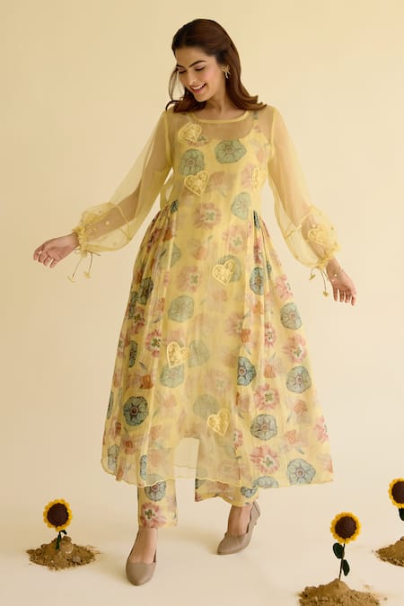 Buy Naaz By Noor Yellow Chanderi, Organza, Cotton Embroidery Round Neck Printed Kurta And Pant Set Online at Aza Fashions Buy_Naaz By Noor_Yellow Chanderi, Organza, Cotton Embroidery Round Neck Printed Kurta And Pant Set _Online_at_Aza_Fashions