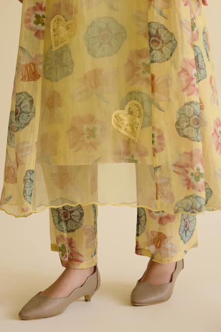 Shop Naaz By Noor Yellow Chanderi, Organza, Cotton Embroidery Round Neck Printed Kurta And Pant Set Online at Aza Fashions Shop_Naaz By Noor_Yellow Chanderi, Organza, Cotton Embroidery Round Neck Printed Kurta And Pant Set _Online_at_Aza_Fashions