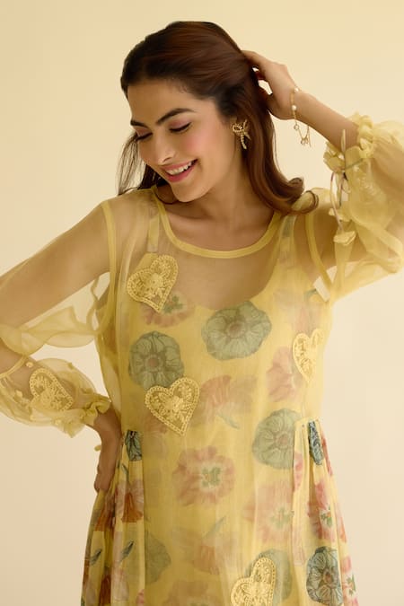 Buy Naaz By Noor Yellow Chanderi, Organza, Cotton Embroidery Round Neck Printed Kurta And Pant Set Buy_Naaz By Noor_Yellow Chanderi, Organza, Cotton Embroidery Round Neck Printed Kurta And Pant Set