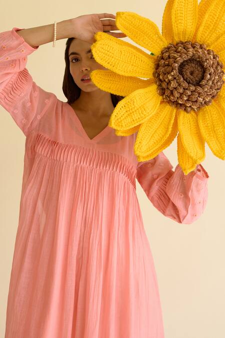 Buy_Naaz By Noor_Pink Chanderi Embroidery V-neck Freaky Flower Child Dress 