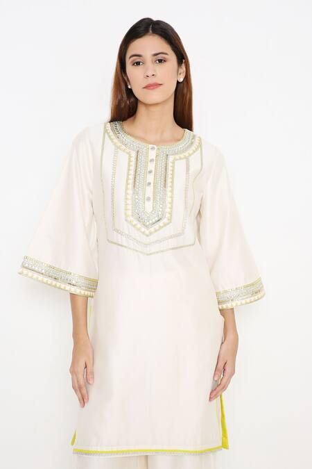 Shop_Neha Mehra_White Chanderi Embroidery Round Neck Kurta Pant Set _Online_at_Aza_Fashions