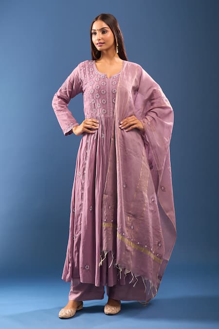 Samyukta Singhania_Purple Chanderi Cotton Embroidery Round Neck Chikankari Work Kurta Set _Online_at_Aza_Fashions
