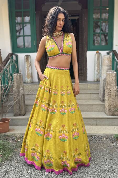 Shop Basil Leaf Yellow Tussar, Chiffon Embroidery V-neck Lehenga Set Online at Aza Fashions Shop_Basil Leaf_Yellow Tussar, Chiffon Embroidery V-neck Lehenga Set _Online_at_Aza_Fashions