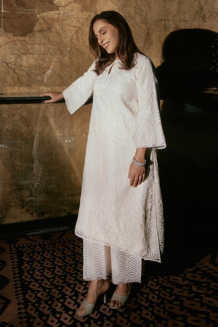 House Of Kotwara Ivory Organza Chikankari Kurta Set 