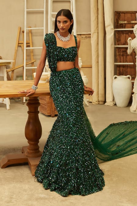 Buy_Mehul Gupta_Green Net Sequins Sweetheart Neck Hand Embroidered Lehenga Set _Online_at_Aza_Fashions