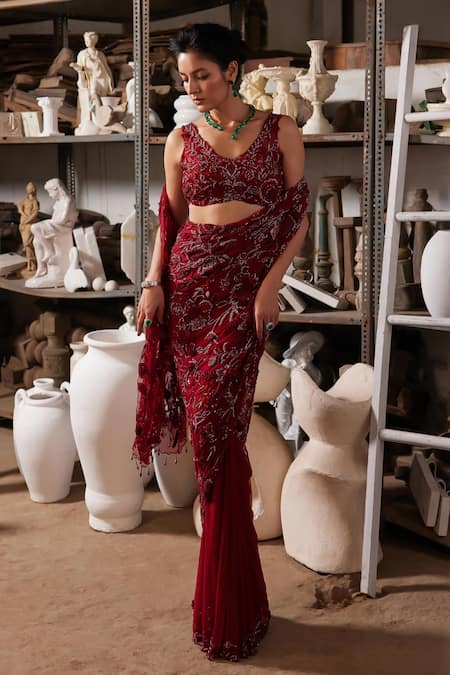 Buy Mehul Gupta Red Organza, Georgette Embroidery V-neck Hand Pre-draped Saree Set Online at Aza Fashions Buy_Mehul Gupta_Red Organza, Georgette Embroidery V-neck Hand Pre-draped Saree Set _Online_at_Aza_Fashions