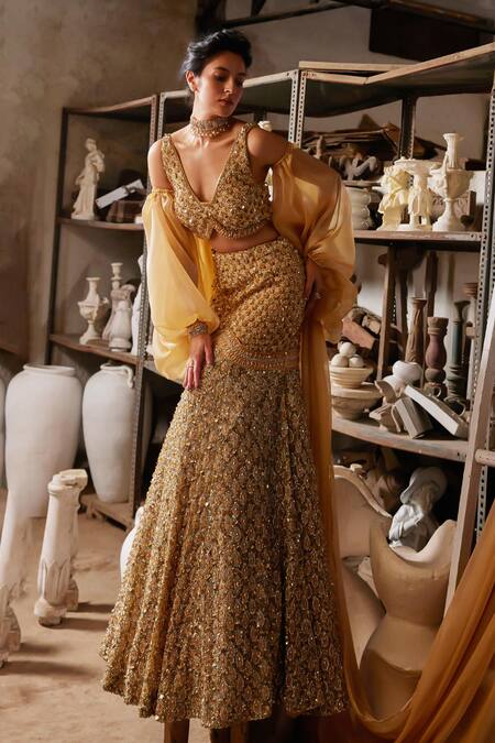 Buy_Mehul Gupta_Gold Net, Organza Beads, Sequins, Embroidery V-neck Hand Lehenga Set _Online_at_Aza_Fashions