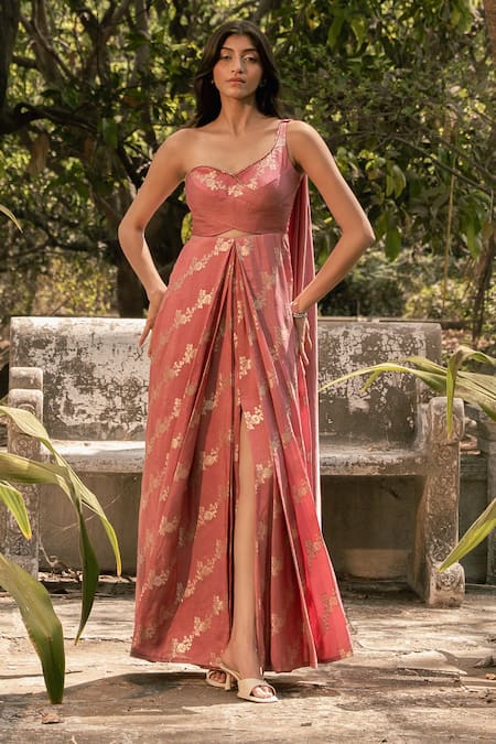 Parshya Pink Embroidery Sweetheart Neck Hand Saree Gown 