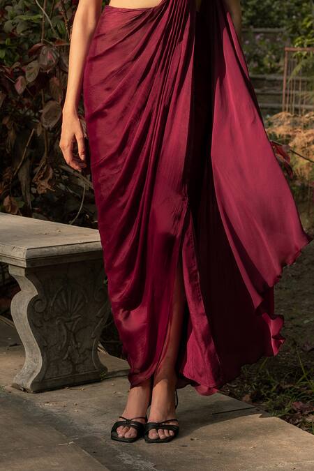 Parshya_Maroon Embroidery Sweetheart Neck Hand Saree Gown _Online_at_Aza_Fashions