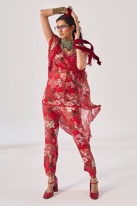 Ridhima Bhasin_Red Georgette, Rayon Embroidery Round Neck Floral High Low Oorja Kurta Set _Online_at_Aza_Fashions