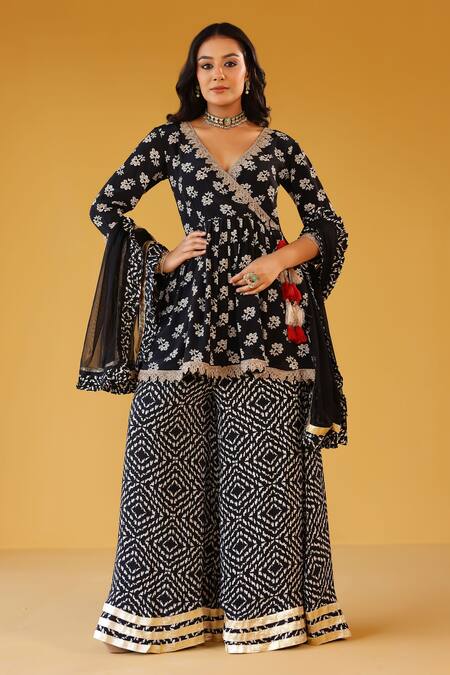 Shop_Palak & Mehak_Black Crepe Tassels, Embroidery V-neck Floral Print Angarkha Set _Online_at_Aza_Fashions