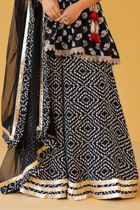 Palak & Mehak_Black Crepe Tassels, Embroidery V-neck Floral Print Angarkha Set _at_Aza_Fashions