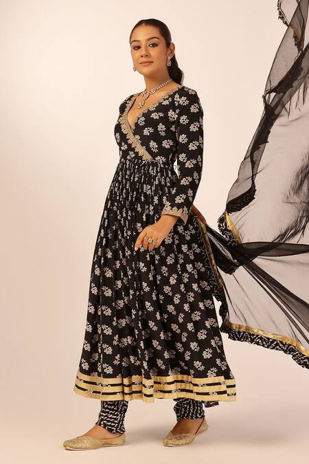 Palak & Mehak_Black Chanderi Zari V-neck Floral Anarkali Set _Online_at_Aza_Fashions
