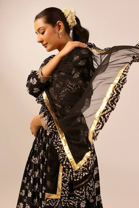 Palak & Mehak_Black Chanderi Zari V-neck Floral Anarkali Set _at_Aza_Fashions