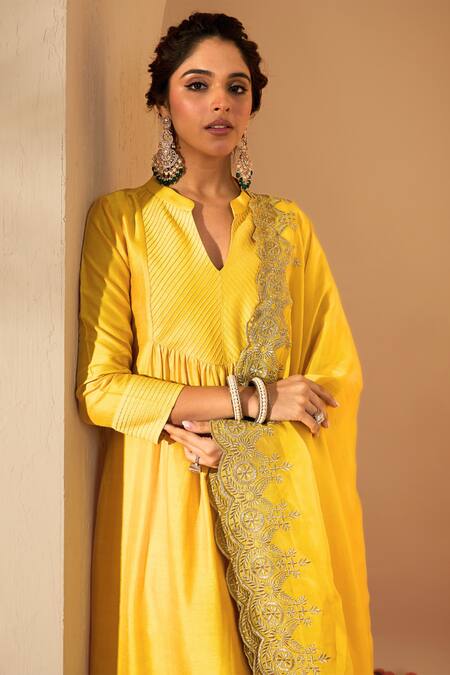 Roohbyridhimaa_Mustard Viscose, Silk, Organza Zari Split V-neck Embroidered Kurta Set _Online_at_Aza_Fashions