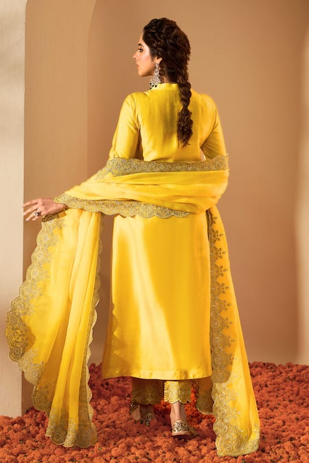 Roohbyridhimaa Mustard Zari Embroidered Kurta Set 