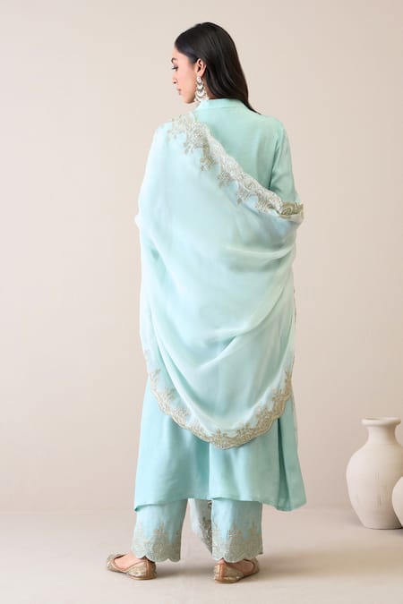 Roohbyridhimaa Pastel Blue Zari Embroidered Kurta Set 