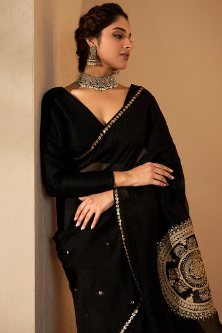Roohbyridhimaa_Black Silk Organza Sequins Round Neck Bhavya Saree Set _at_Aza_Fashions