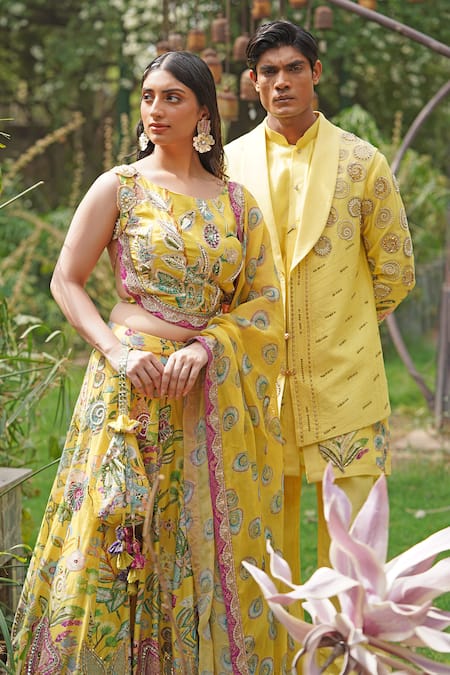Buy_Soniya G_Yellow Embroidery Round Neck Floral Print Lehenga Set 
