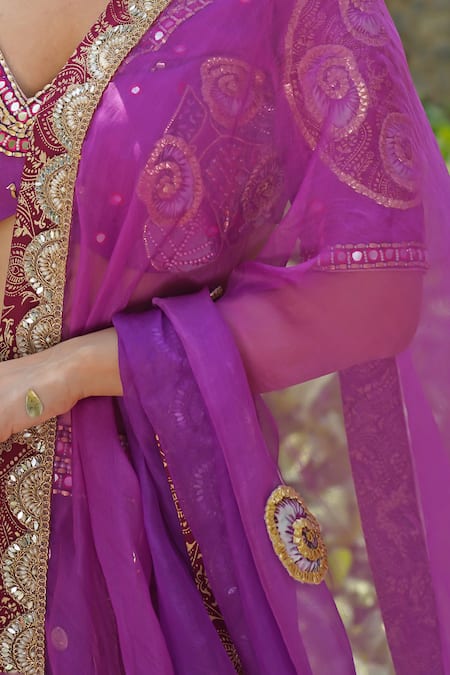Soniya G_Purple Sequins, Embroidery V-neck Royal Silk Blend Lehenga Set _Online_at_Aza_Fashions