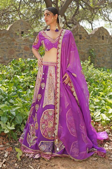 Buy_Soniya G_Purple Sequins, Embroidery V-neck Royal Silk Blend Lehenga Set 