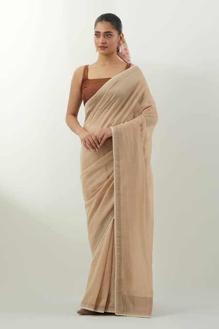 Vinusto Beige Chanderi Lace, Smocking Square Neck Handwoven Saree Set 