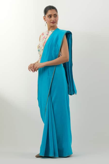 Vinusto_Turquoise Chanderi Round Neck Multi Color Handwoven Saree Set _Online_at_Aza_Fashions