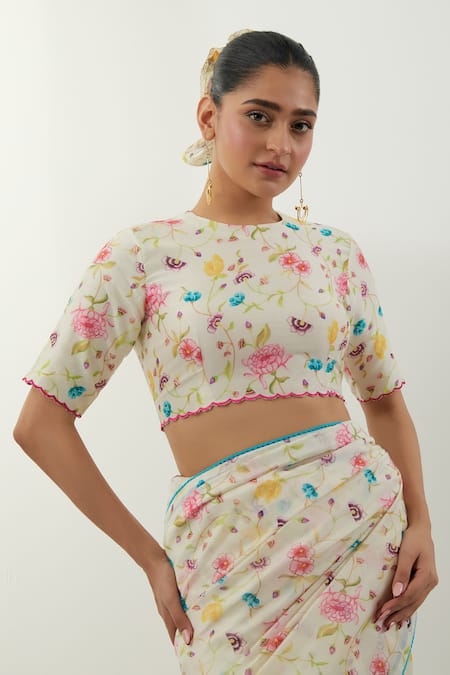 Buy_Vinusto_Cream Chanderi Embroidery Round Neck Floral Print Handwoven Saree Set _Online_at_Aza_Fashions